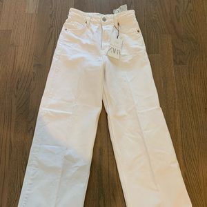 Zara White jeans size US 2/ EUR 34 , Wide Leg